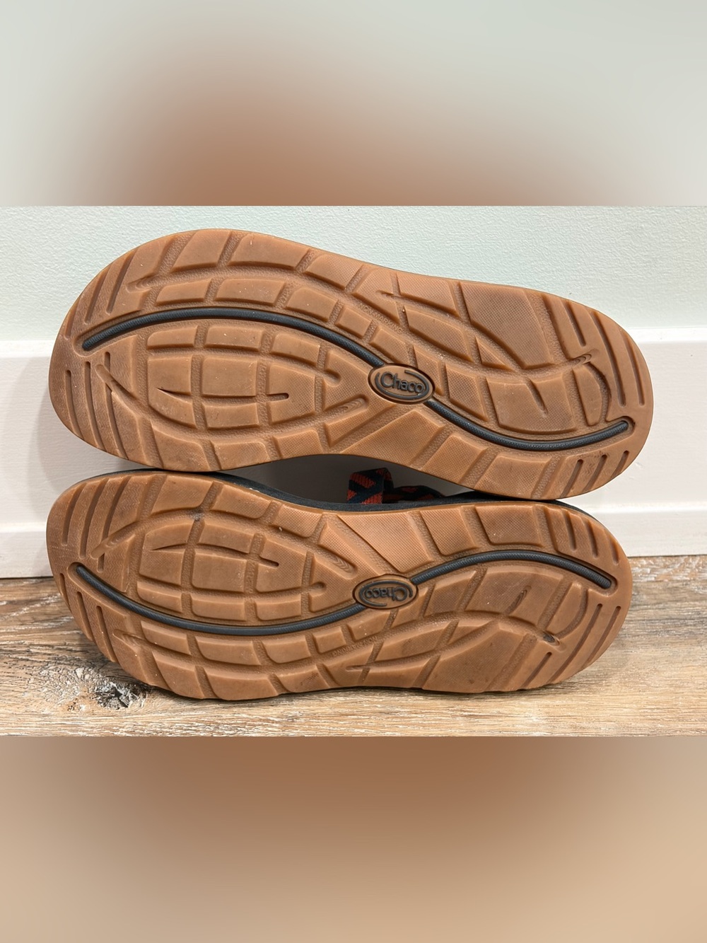 Chaco Women’s Navy & Coral Webbing Sandals, Size 10 - Picture 7 of 7